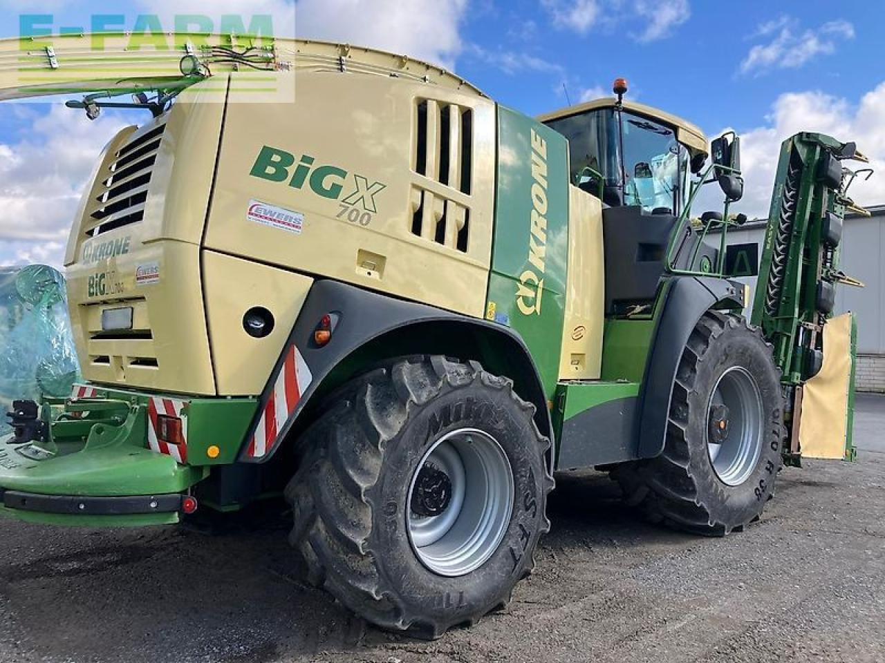 Krone big x 700 - Itsekulkeva silppuri: kuva Krone big x 700 - Itsekulkeva silppuri Krone big x 700 - Itsekulkeva silppuri: kuva Krone big x 700 - Itsekulkeva silppuri