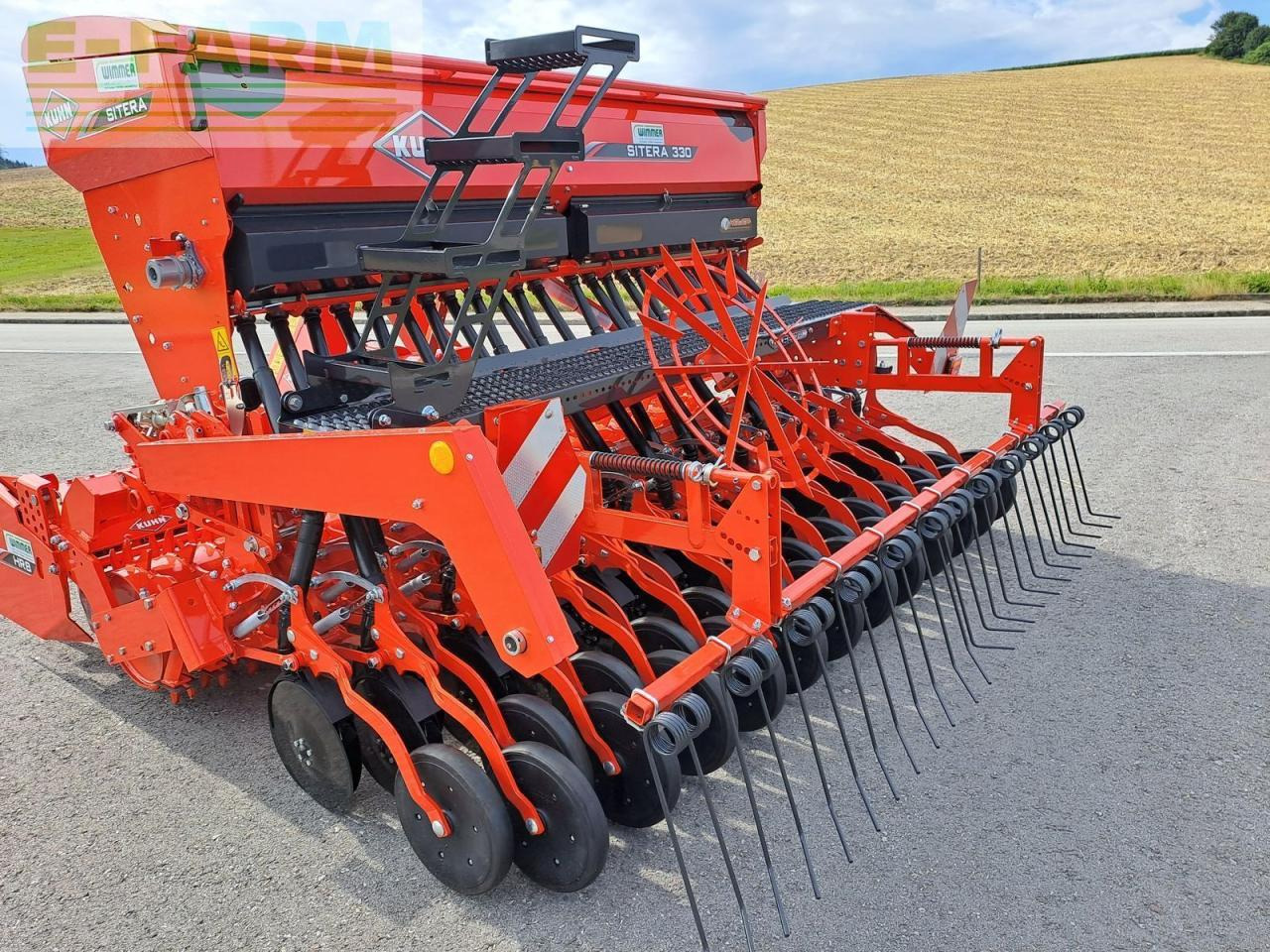 Kuhn sitera 330-24 - säkombination 3m - Kylvölannoitin: kuva Kuhn sitera 330-24 - säkombination 3m - Kylvölannoitin Kuhn sitera 330-24 - säkombination 3m - Kylvölannoitin: kuva Kuhn sitera 330-24 - säkombination 3m - Kylvölannoitin