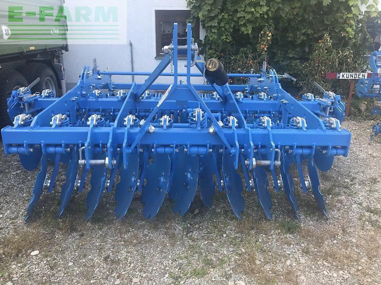 Lemken rubin 10/300 u - Lautasäes: kuva Lemken rubin 10/300 u - Lautasäes Lemken rubin 10/300 u - Lautasäes: kuva Lemken rubin 10/300 u - Lautasäes