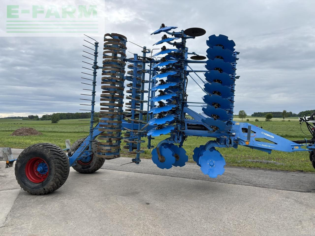 Lemken rubin 10/600 kua - Lautasäes: kuva Lemken rubin 10/600 kua - Lautasäes Lemken rubin 10/600 kua - Lautasäes: kuva Lemken rubin 10/600 kua - Lautasäes