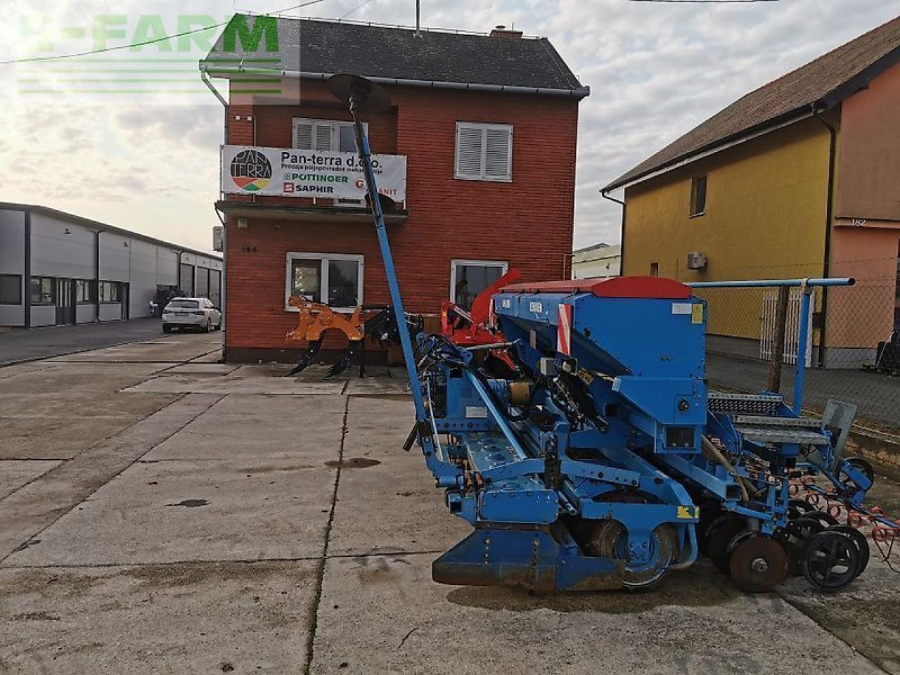 Lemken saphir/zirkon - Kylvökone: kuva Lemken saphir/zirkon - Kylvökone Lemken saphir/zirkon - Kylvökone: kuva Lemken saphir/zirkon - Kylvökone