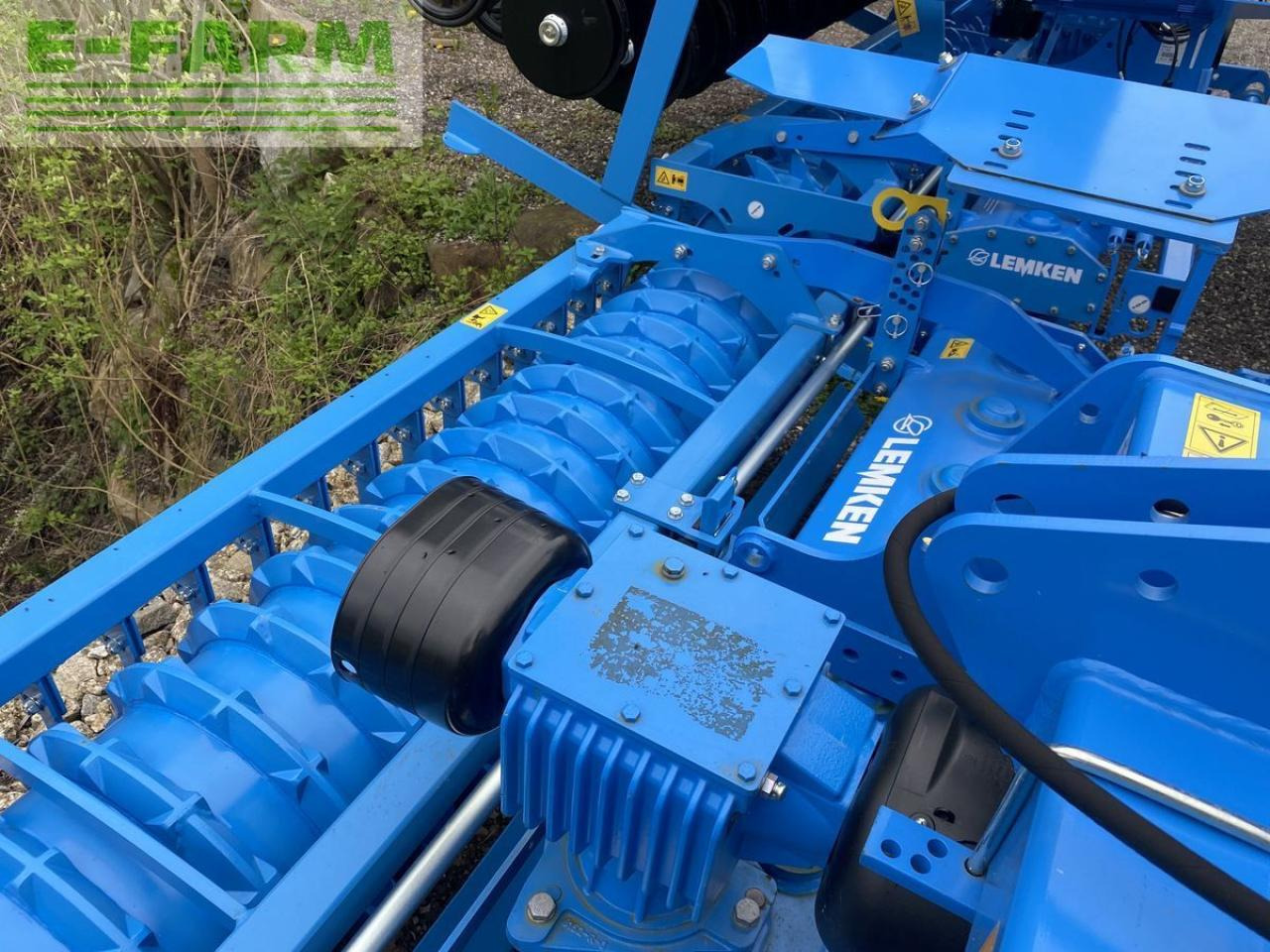 Lemken zirkon 8 - Lautasäes: kuva Lemken zirkon 8 - Lautasäes Lemken zirkon 8 - Lautasäes: kuva Lemken zirkon 8 - Lautasäes