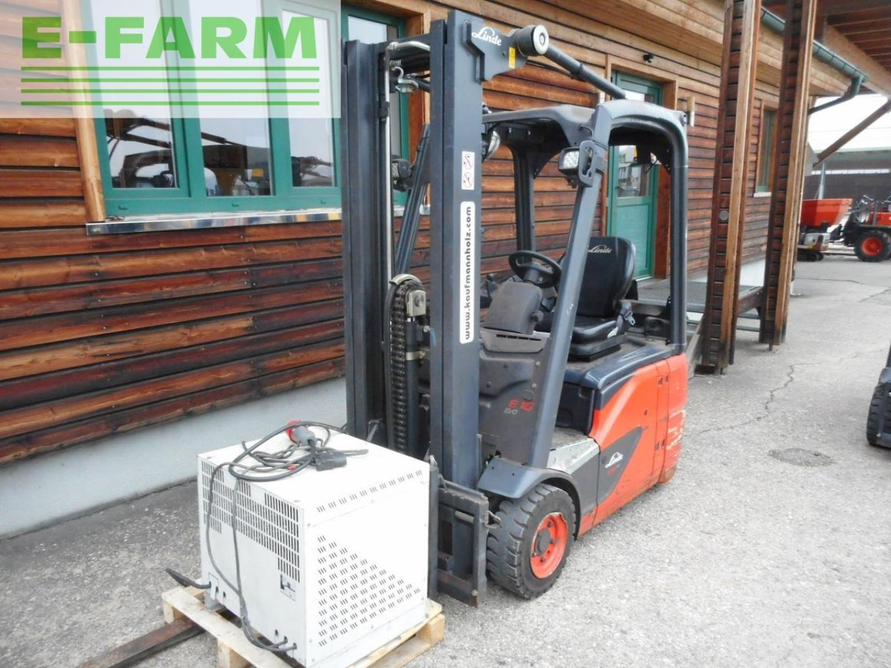 Linde 2 stk e16c-02 evo triplex 4,62 meter !! - Vastapainotrukki: kuva Linde 2 stk e16c-02 evo triplex 4,62 meter !! - Vastapainotrukki Linde 2 stk e16c-02 evo triplex 4,62 meter !! - Vastapainotrukki: kuva Linde 2 stk e16c-02 evo triplex 4,62 meter !! - Vastapainotrukki