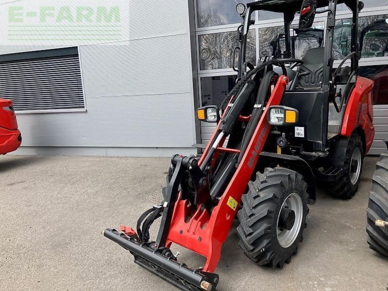 Pienkuormaaja Manitou mla 4-50: kuva Pienkuormaaja Manitou mla 4-50