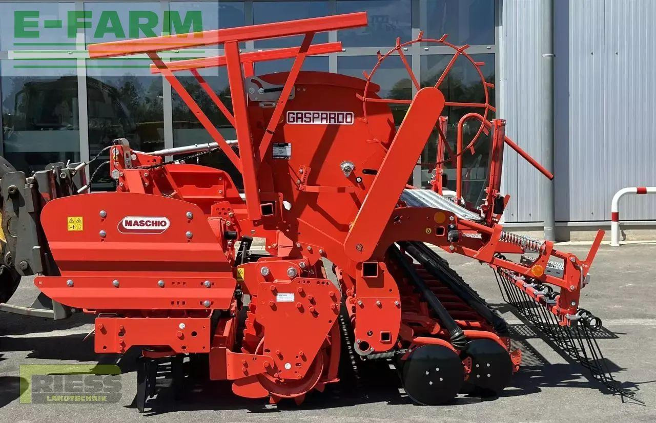 Maschio dc-classic 2500 + dama 250 20 corex - Maanmuokkauskone: kuva Maschio dc-classic 2500 + dama 250 20 corex - Maanmuokkauskone Maschio dc-classic 2500 + dama 250 20 corex - Maanmuokkauskone: kuva Maschio dc-classic 2500 + dama 250 20 corex - Maanmuokkauskone