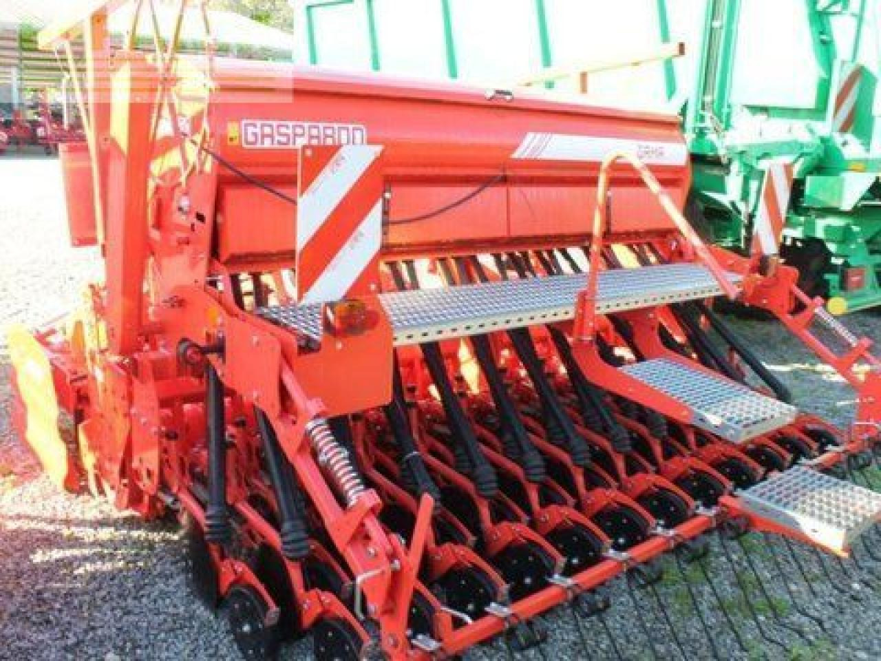 Maschio dm classic 3000 + dama 300 - Kylvökone: kuva Maschio dm classic 3000 + dama 300 - Kylvökone Maschio dm classic 3000 + dama 300 - Kylvökone: kuva Maschio dm classic 3000 + dama 300 - Kylvökone