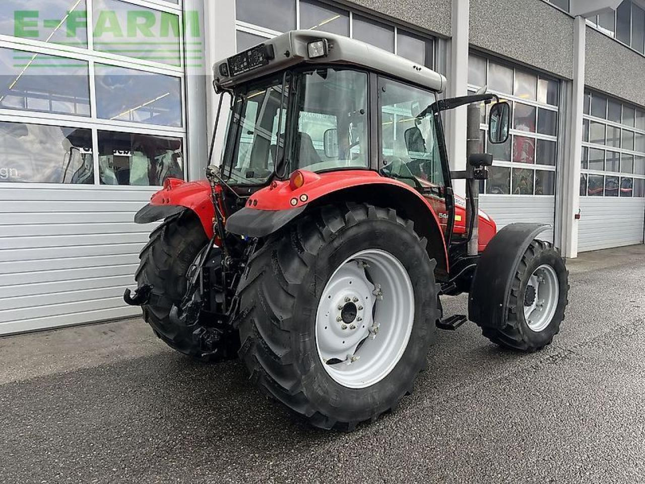 Massey Ferguson 5445-4 privilege - Traktori: kuva Massey Ferguson 5445-4 privilege - Traktori Massey Ferguson 5445-4 privilege - Traktori: kuva Massey Ferguson 5445-4 privilege - Traktori