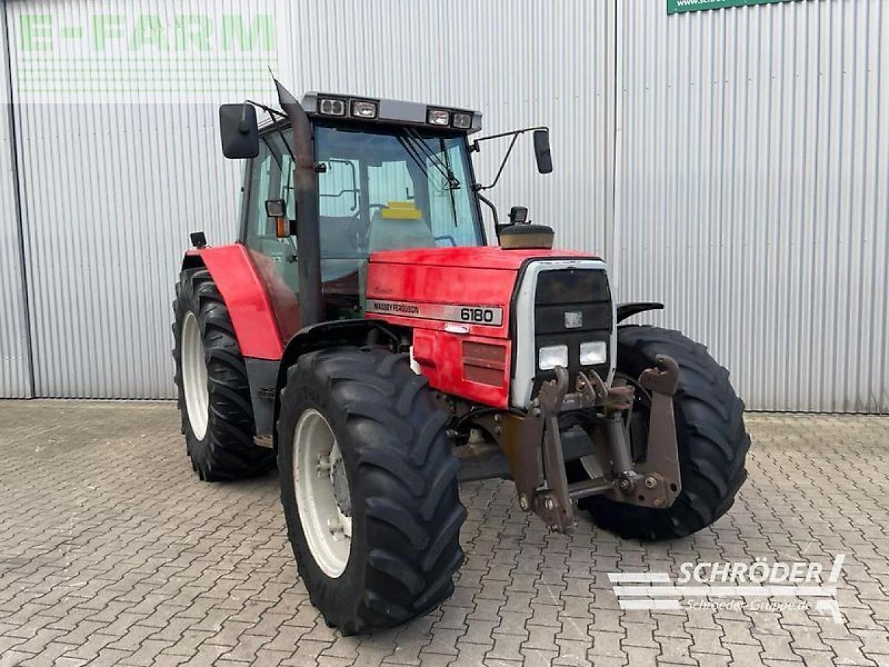Massey Ferguson 6180 - Traktori: kuva Massey Ferguson 6180 - Traktori Massey Ferguson 6180 - Traktori: kuva Massey Ferguson 6180 - Traktori