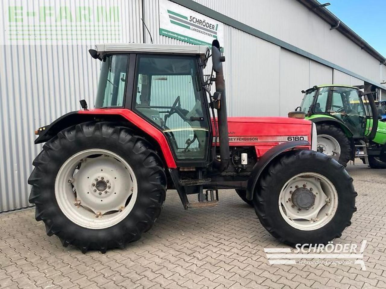 Massey Ferguson 6180 - Traktori: kuva Massey Ferguson 6180 - Traktori Massey Ferguson 6180 - Traktori: kuva Massey Ferguson 6180 - Traktori