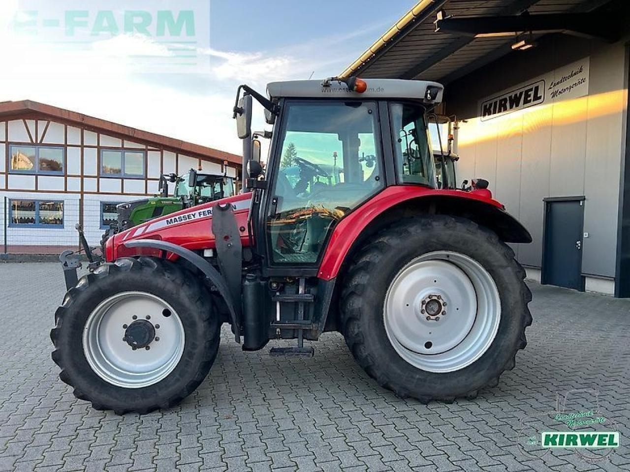 Massey Ferguson 6455 dyna-6 - Traktori: kuva Massey Ferguson 6455 dyna-6 - Traktori Massey Ferguson 6455 dyna-6 - Traktori: kuva Massey Ferguson 6455 dyna-6 - Traktori