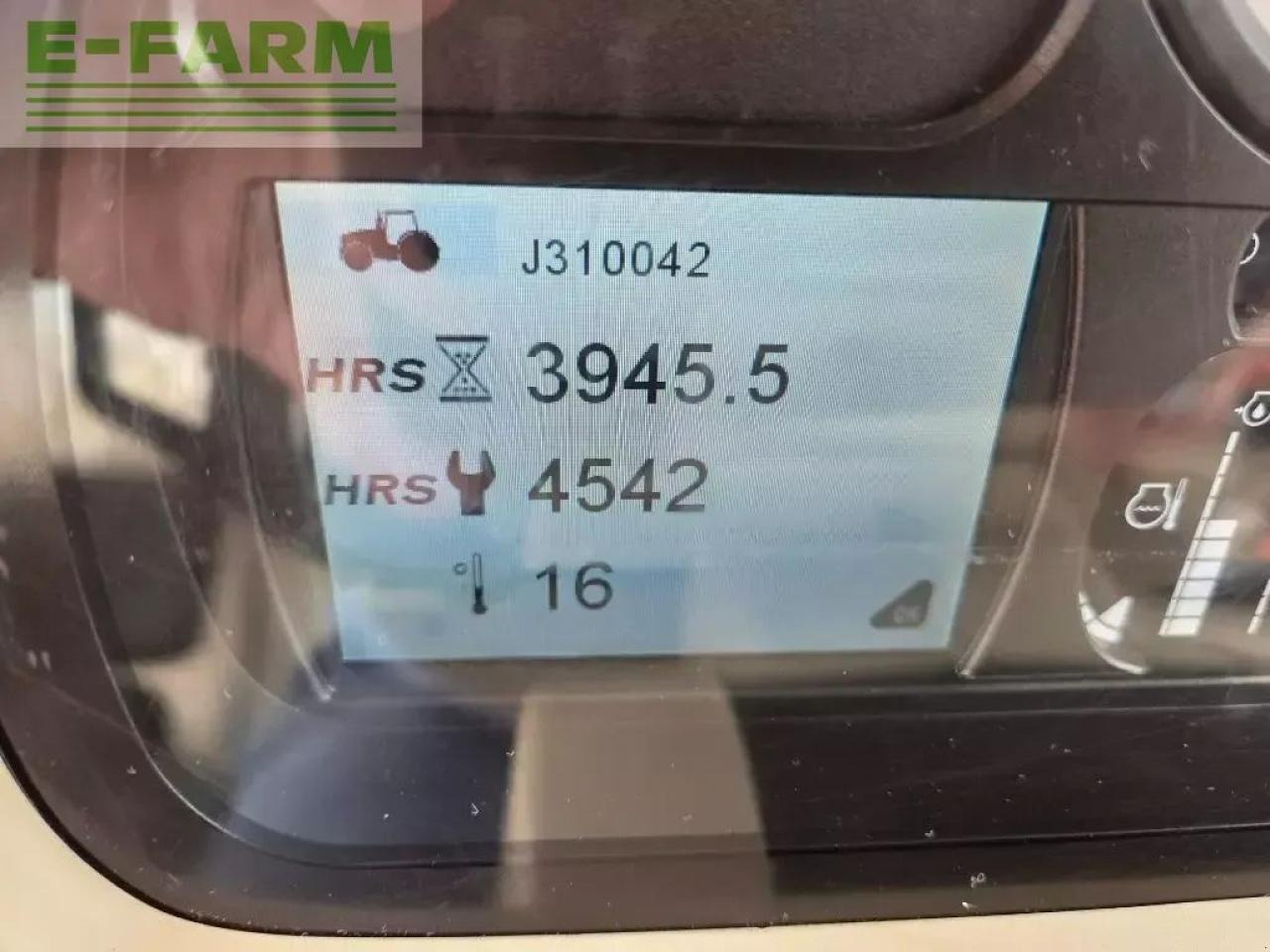 Massey Ferguson 6715 s dyna-6 efficient Efficient - Traktori: kuva Massey Ferguson 6715 s dyna-6 efficient Efficient - Traktori Massey Ferguson 6715 s dyna-6 efficient Efficient - Traktori: kuva Massey Ferguson 6715 s dyna-6 efficient Efficient - Traktori