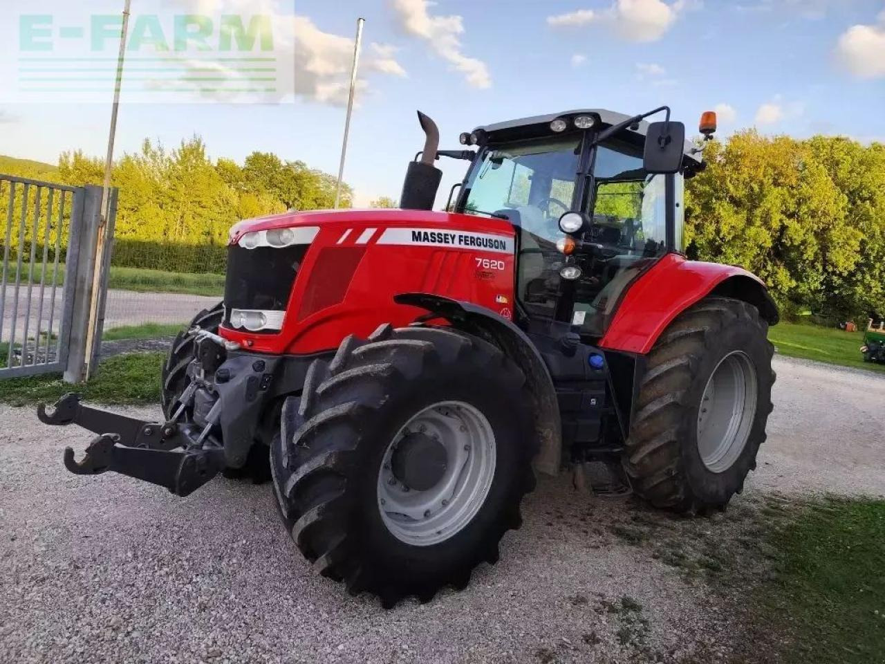 Massey Ferguson 7620 dyna-6 essential Essential - Traktori: kuva Massey Ferguson 7620 dyna-6 essential Essential - Traktori Massey Ferguson 7620 dyna-6 essential Essential - Traktori: kuva Massey Ferguson 7620 dyna-6 essential Essential - Traktori