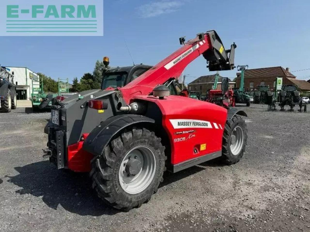 Massey Ferguson 9305 xtra - Kurottaja: kuva Massey Ferguson 9305 xtra - Kurottaja Massey Ferguson 9305 xtra - Kurottaja: kuva Massey Ferguson 9305 xtra - Kurottaja