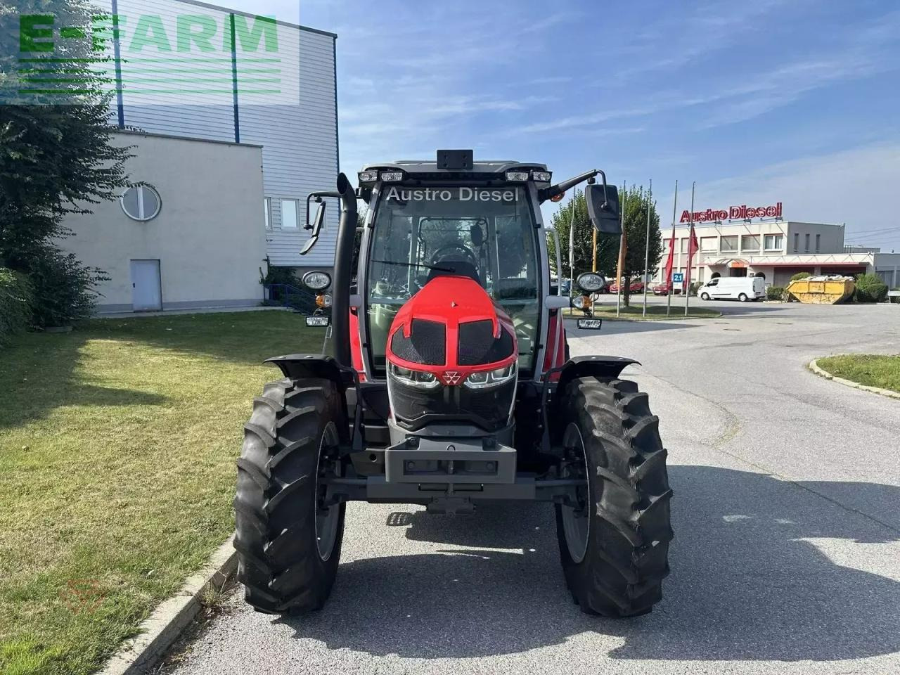 Massey Ferguson - Traktori: kuva Massey Ferguson - Traktori Massey Ferguson - Traktori: kuva Massey Ferguson - Traktori