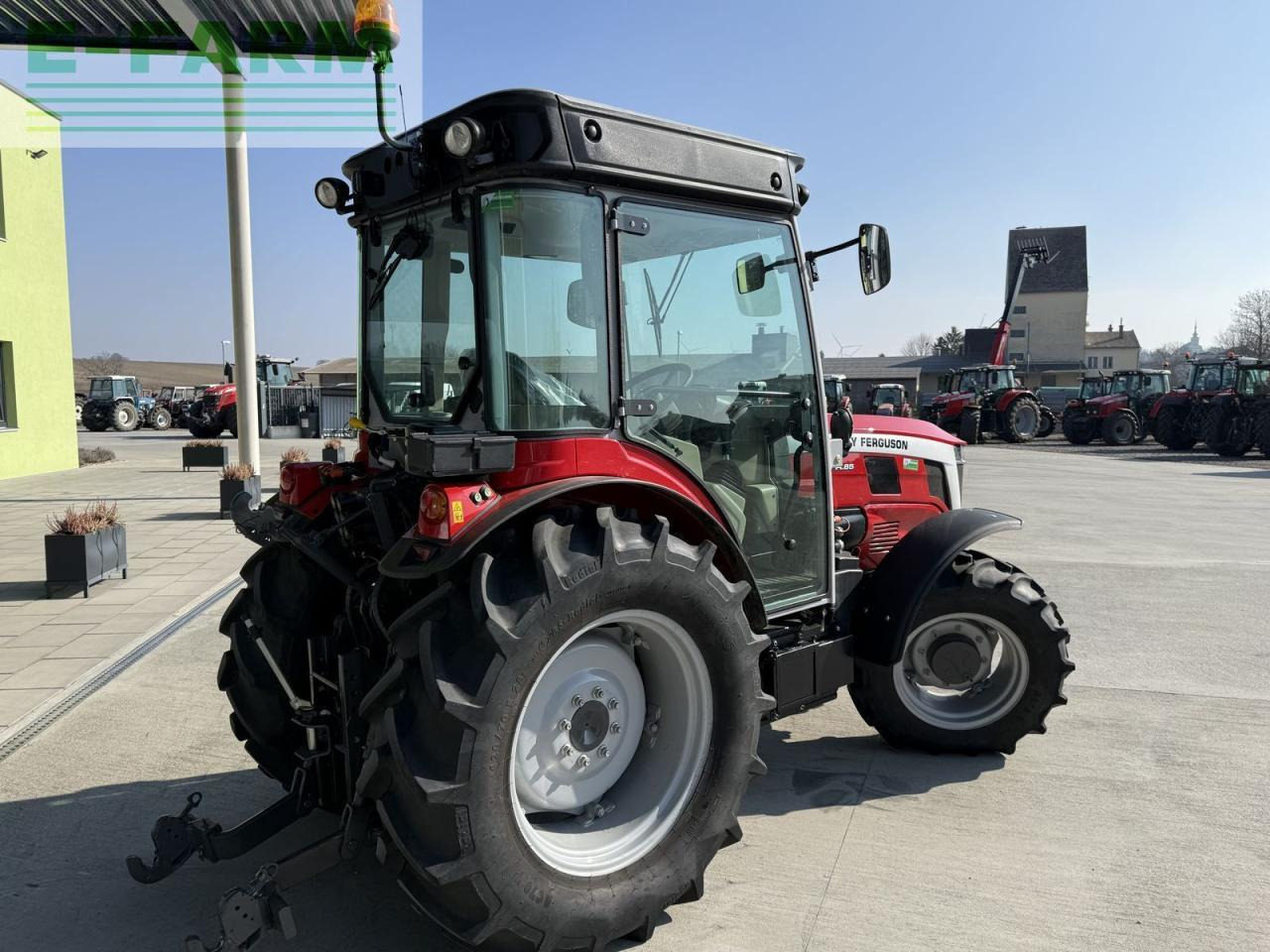 Massey Ferguson mf 3fr.85 - Traktori: kuva Massey Ferguson mf 3fr.85 - Traktori Massey Ferguson mf 3fr.85 - Traktori: kuva Massey Ferguson mf 3fr.85 - Traktori