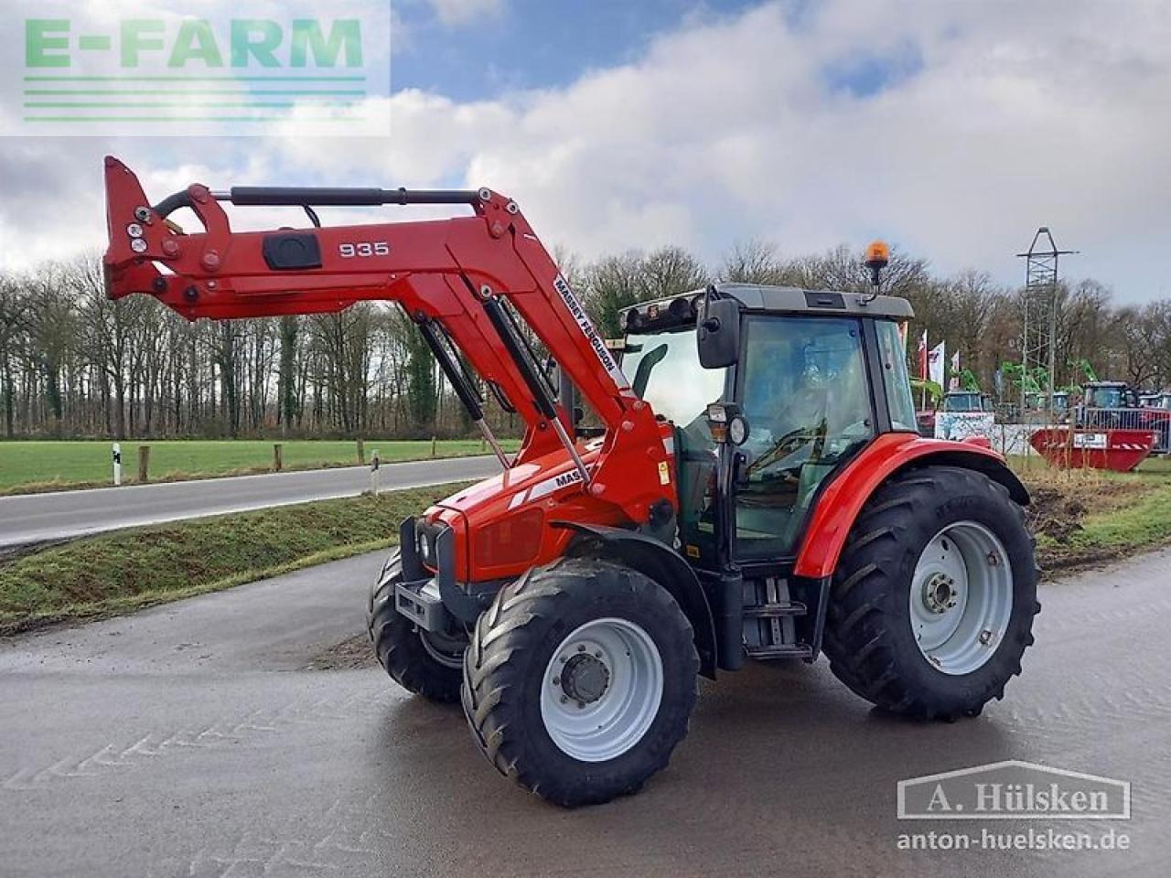 Massey Ferguson mf 5435 mit frontlader - Traktori: kuva Massey Ferguson mf 5435 mit frontlader - Traktori Massey Ferguson mf 5435 mit frontlader - Traktori: kuva Massey Ferguson mf 5435 mit frontlader - Traktori