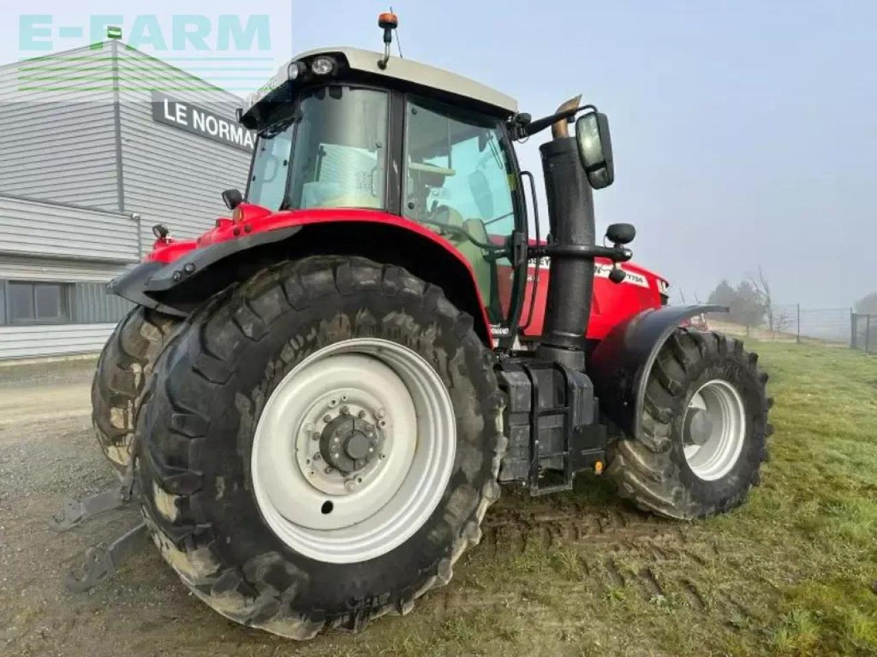 Massey Ferguson mf7724s - Traktori: kuva Massey Ferguson mf7724s - Traktori Massey Ferguson mf7724s - Traktori: kuva Massey Ferguson mf7724s - Traktori