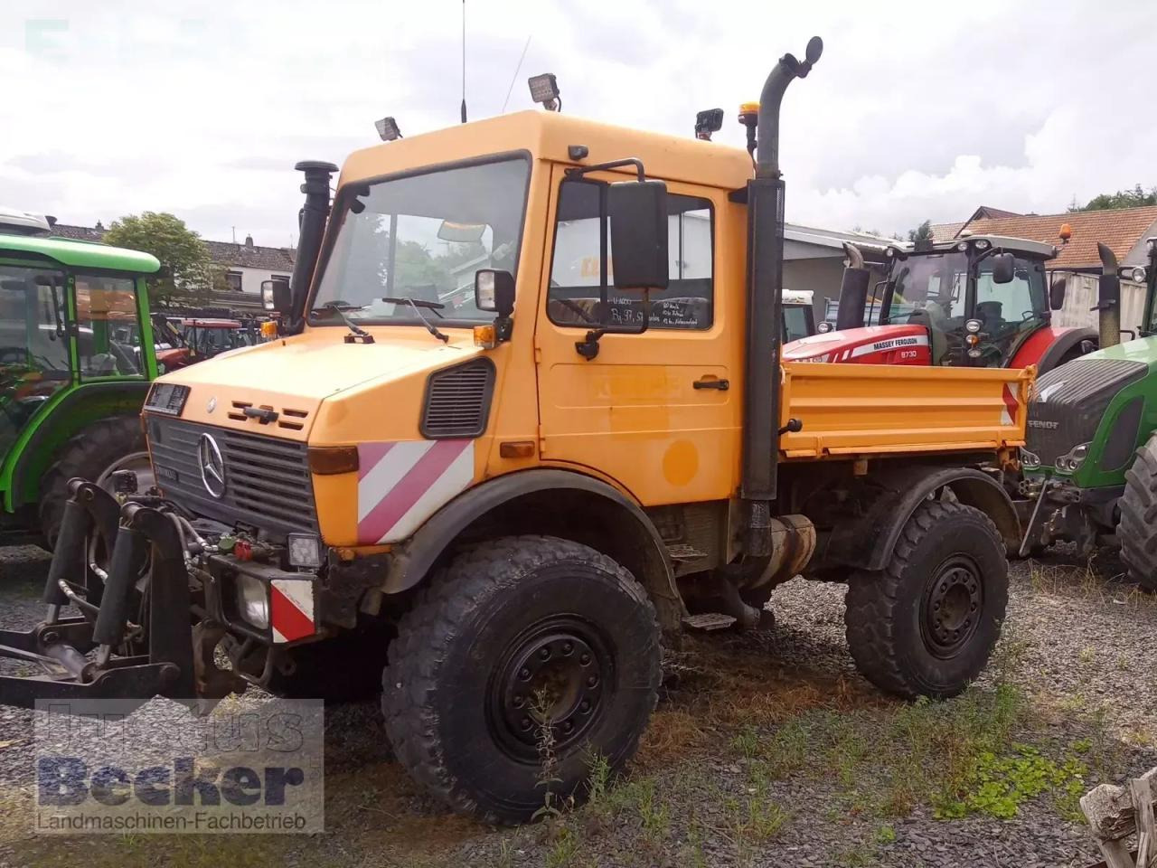 Mercedes-Benz unimog 1600 - Traktori: kuva Mercedes-Benz unimog 1600 - Traktori Mercedes-Benz unimog 1600 - Traktori: kuva Mercedes-Benz unimog 1600 - Traktori