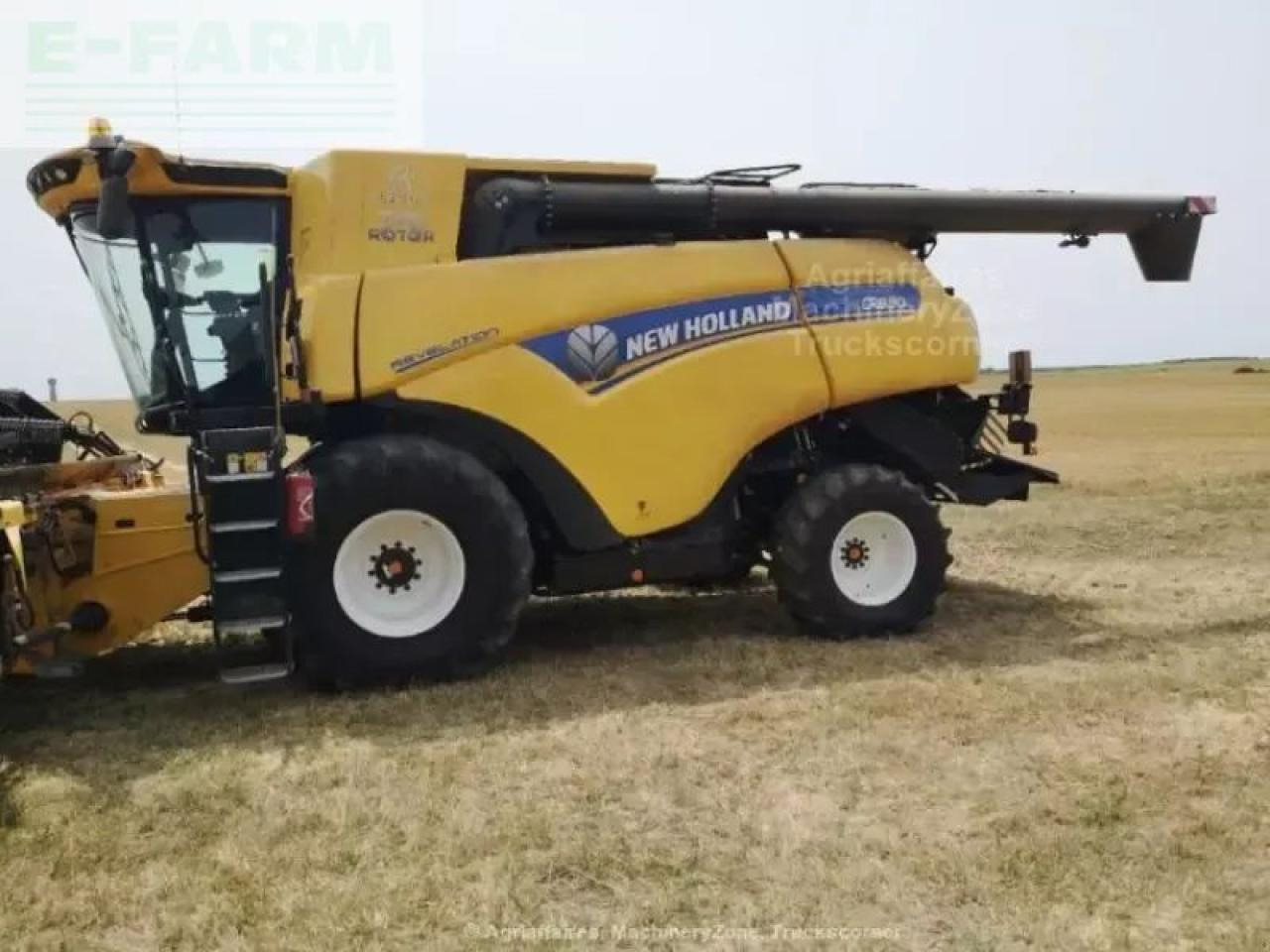 New Holland cr 8.90 - Leikkuupuimuri: kuva New Holland cr 8.90 - Leikkuupuimuri New Holland cr 8.90 - Leikkuupuimuri: kuva New Holland cr 8.90 - Leikkuupuimuri