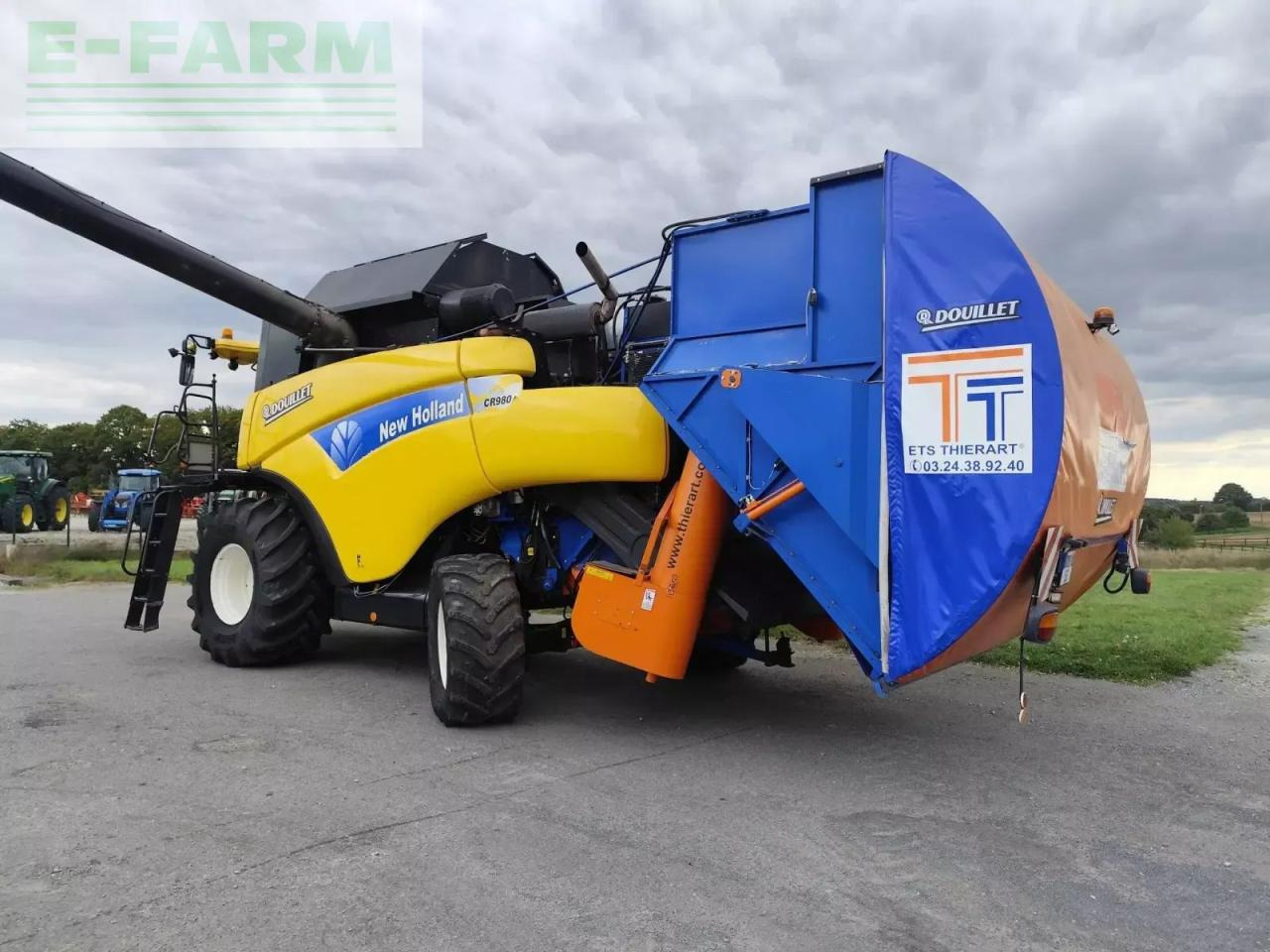 New Holland cr980z - Leikkuupuimuri: kuva New Holland cr980z - Leikkuupuimuri New Holland cr980z - Leikkuupuimuri: kuva New Holland cr980z - Leikkuupuimuri