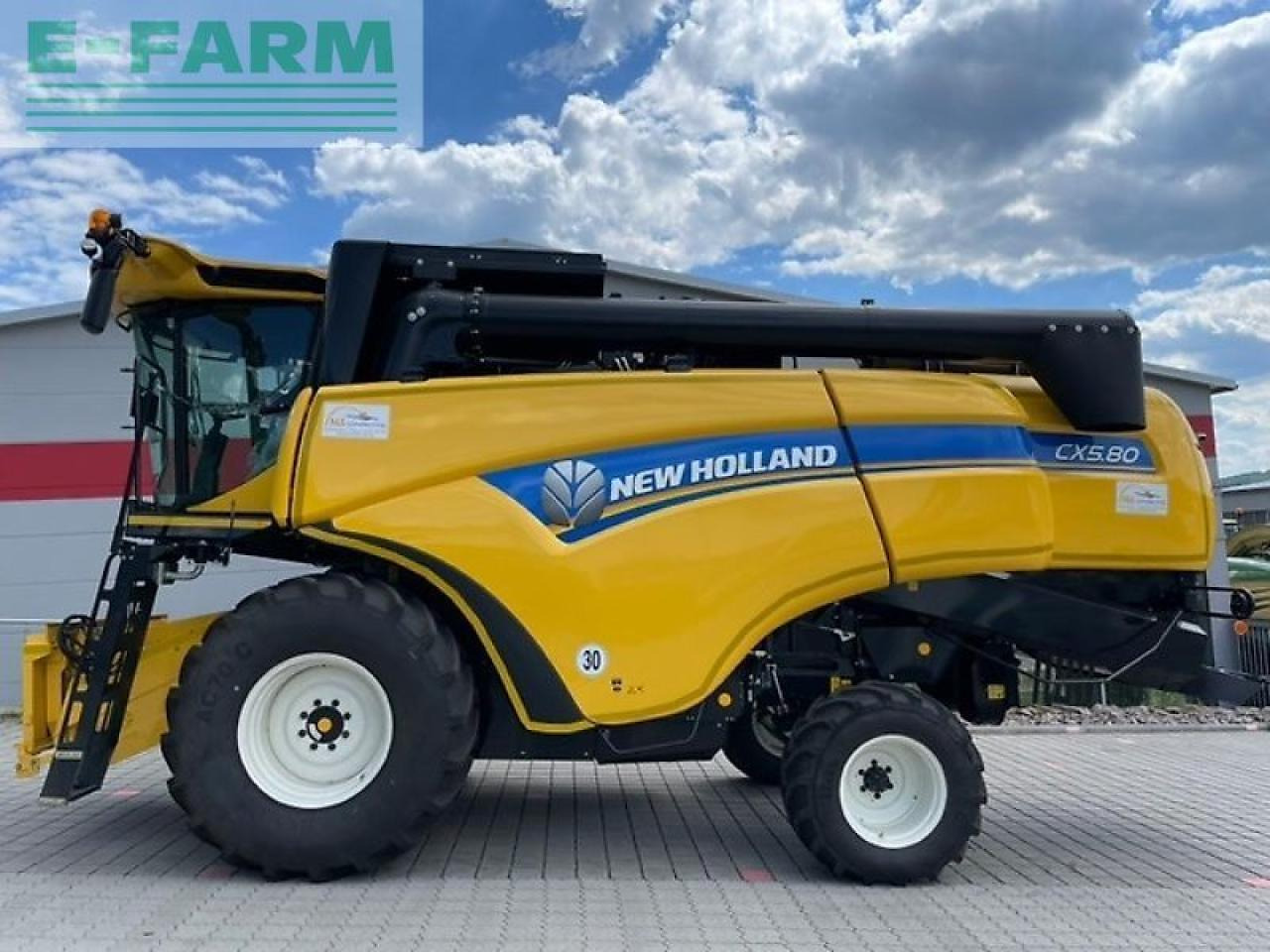 New Holland cx 5.80 - Leikkuupuimuri: kuva New Holland cx 5.80 - Leikkuupuimuri New Holland cx 5.80 - Leikkuupuimuri: kuva New Holland cx 5.80 - Leikkuupuimuri