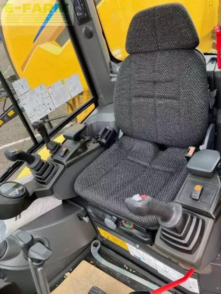 New Holland e 25 d - Minikuormaaja: kuva New Holland e 25 d - Minikuormaaja New Holland e 25 d - Minikuormaaja: kuva New Holland e 25 d - Minikuormaaja