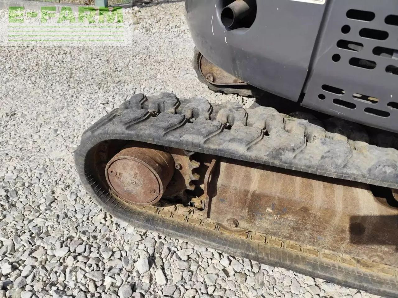 New Holland e26c - Minikuormaaja: kuva New Holland e26c - Minikuormaaja New Holland e26c - Minikuormaaja: kuva New Holland e26c - Minikuormaaja