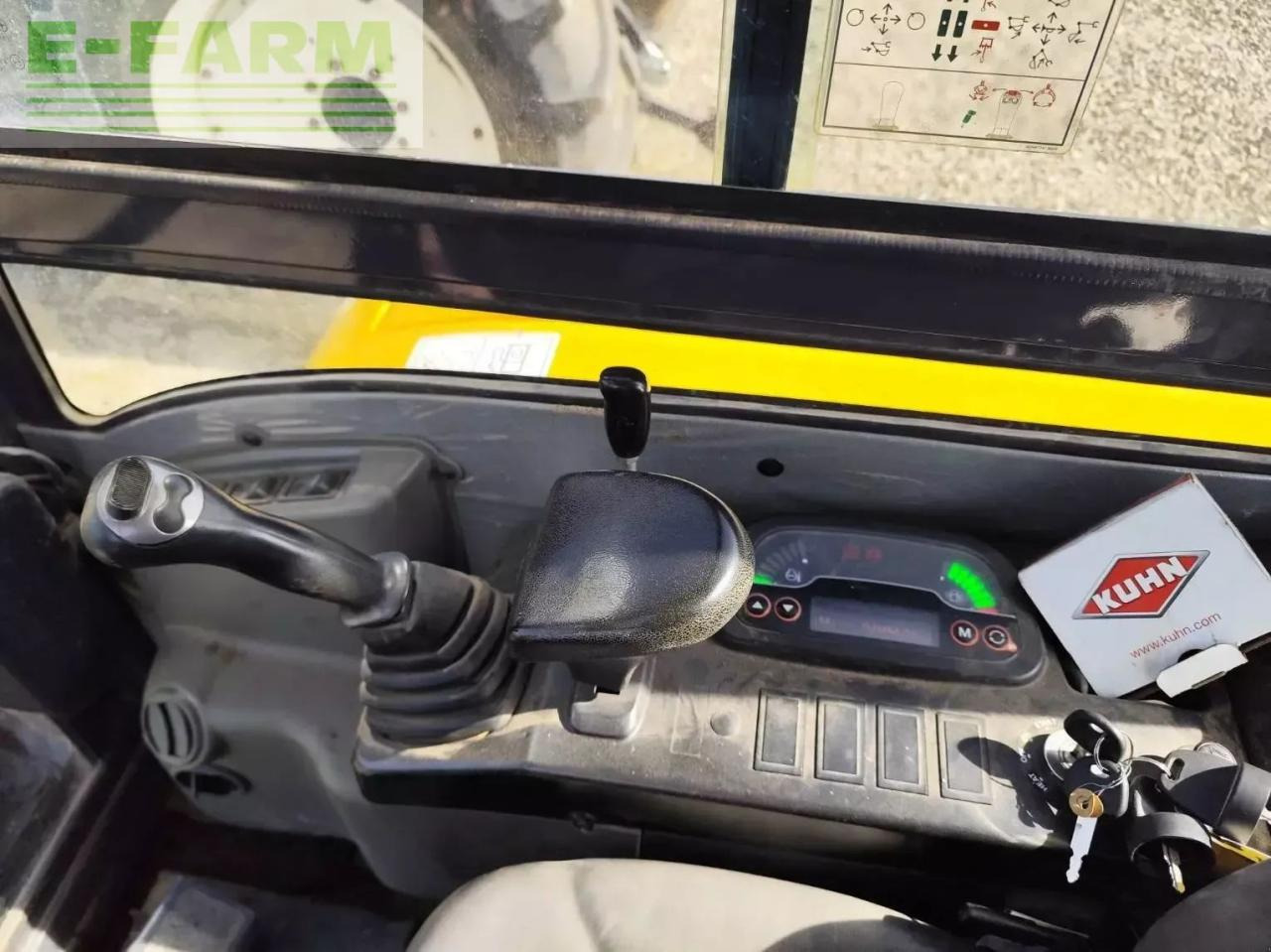 New Holland e26c - Minikuormaaja: kuva New Holland e26c - Minikuormaaja New Holland e26c - Minikuormaaja: kuva New Holland e26c - Minikuormaaja