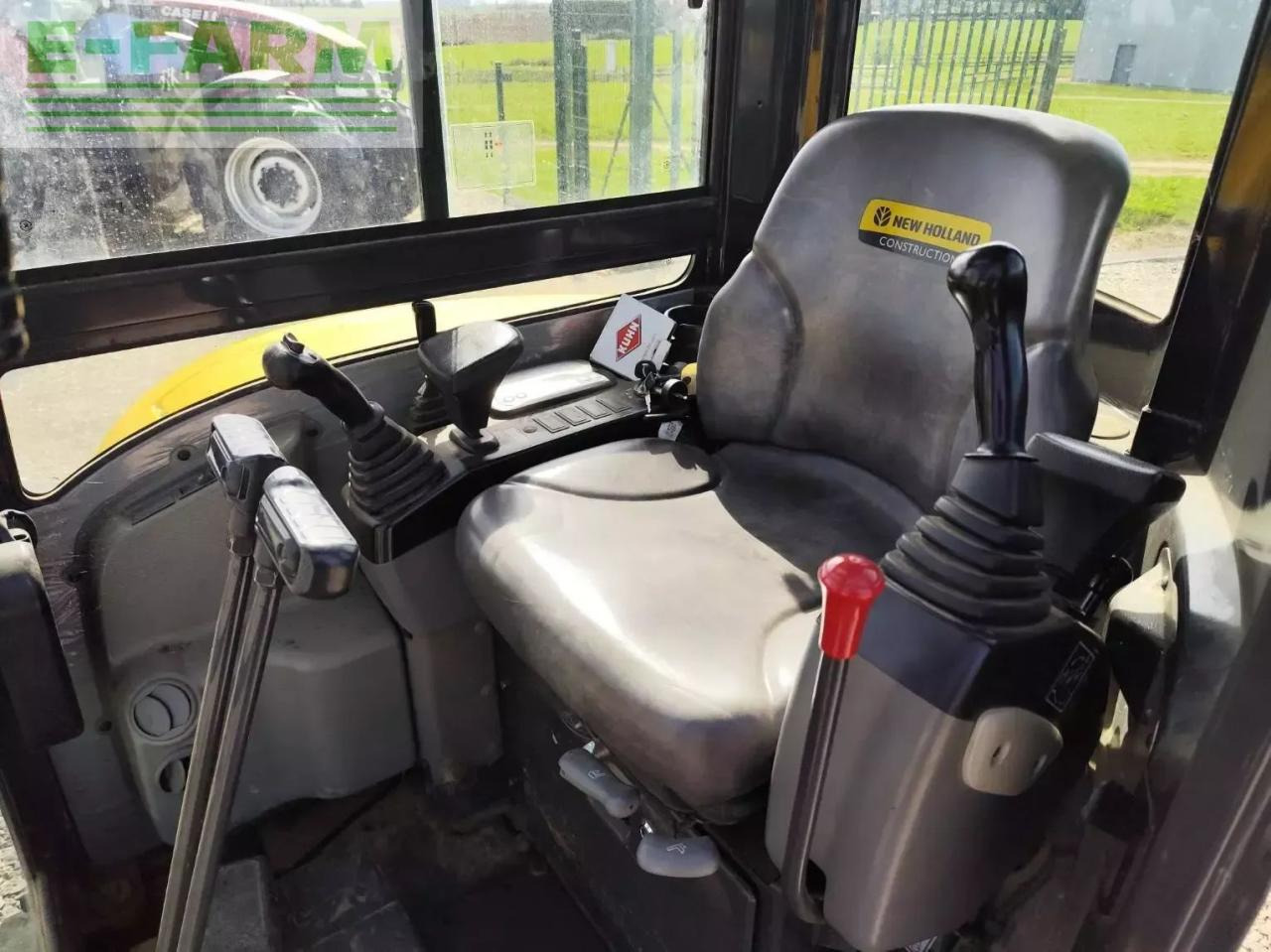 New Holland e26c - Minikuormaaja: kuva New Holland e26c - Minikuormaaja New Holland e26c - Minikuormaaja: kuva New Holland e26c - Minikuormaaja