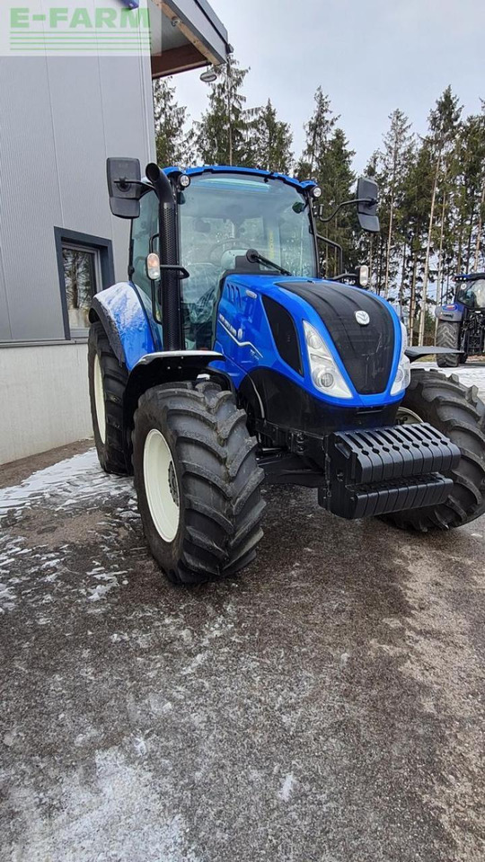 New Holland t5.100 electro command (stufe v) - Traktori: kuva New Holland t5.100 electro command (stufe v) - Traktori New Holland t5.100 electro command (stufe v) - Traktori: kuva New Holland t5.100 electro command (stufe v) - Traktori