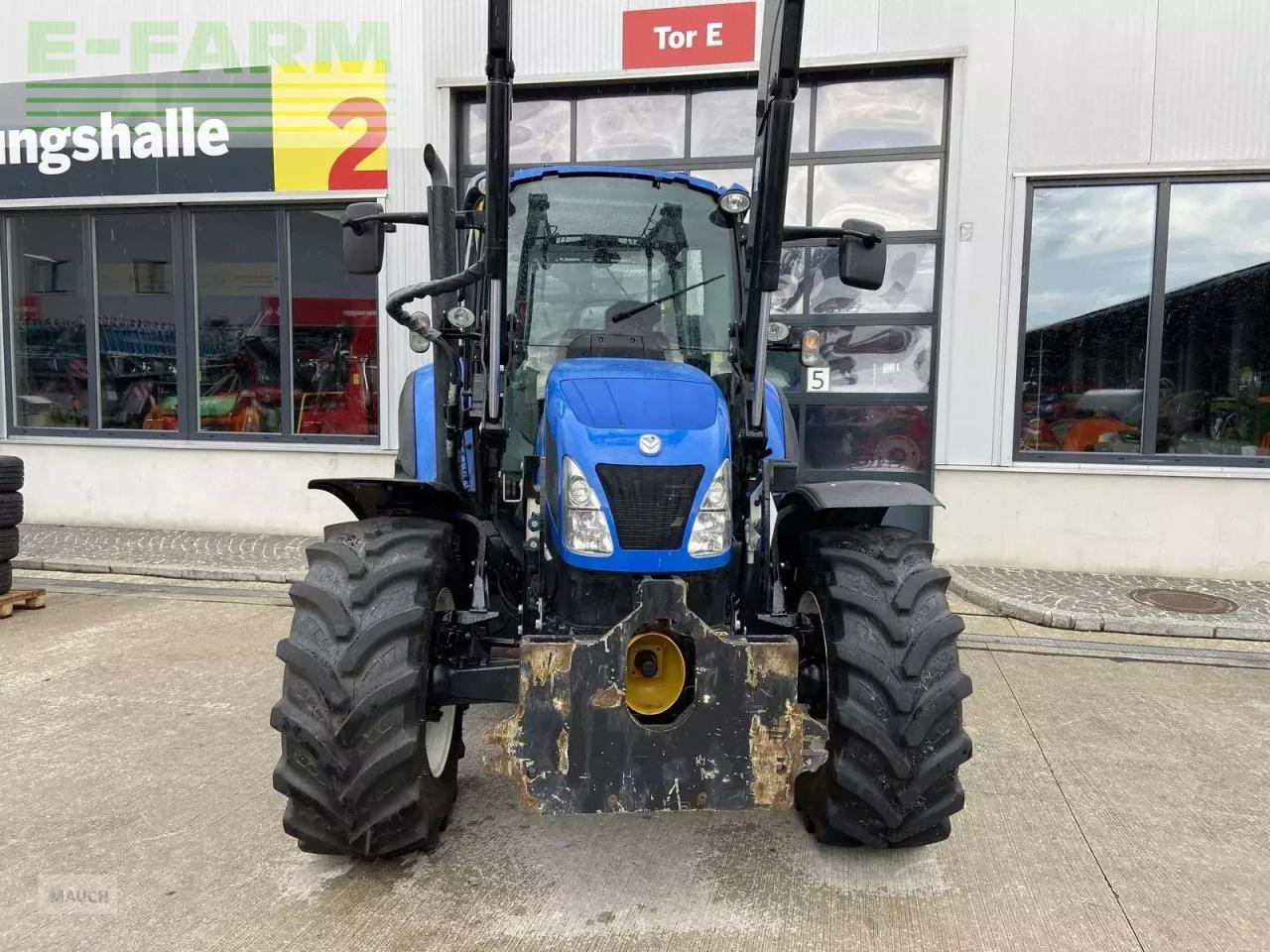 New Holland t5.105 electro command - Traktori: kuva New Holland t5.105 electro command - Traktori New Holland t5.105 electro command - Traktori: kuva New Holland t5.105 electro command - Traktori