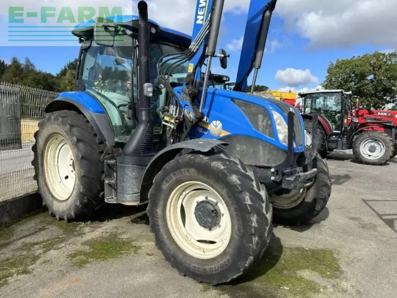 New Holland t6.145 - Traktori: kuva New Holland t6.145 - Traktori New Holland t6.145 - Traktori: kuva New Holland t6.145 - Traktori