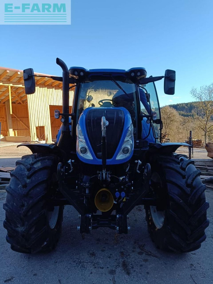 New Holland t6.145 dynamic command sidewinder ii - Traktori: kuva New Holland t6.145 dynamic command sidewinder ii - Traktori New Holland t6.145 dynamic command sidewinder ii - Traktori: kuva New Holland t6.145 dynamic command sidewinder ii - Traktori