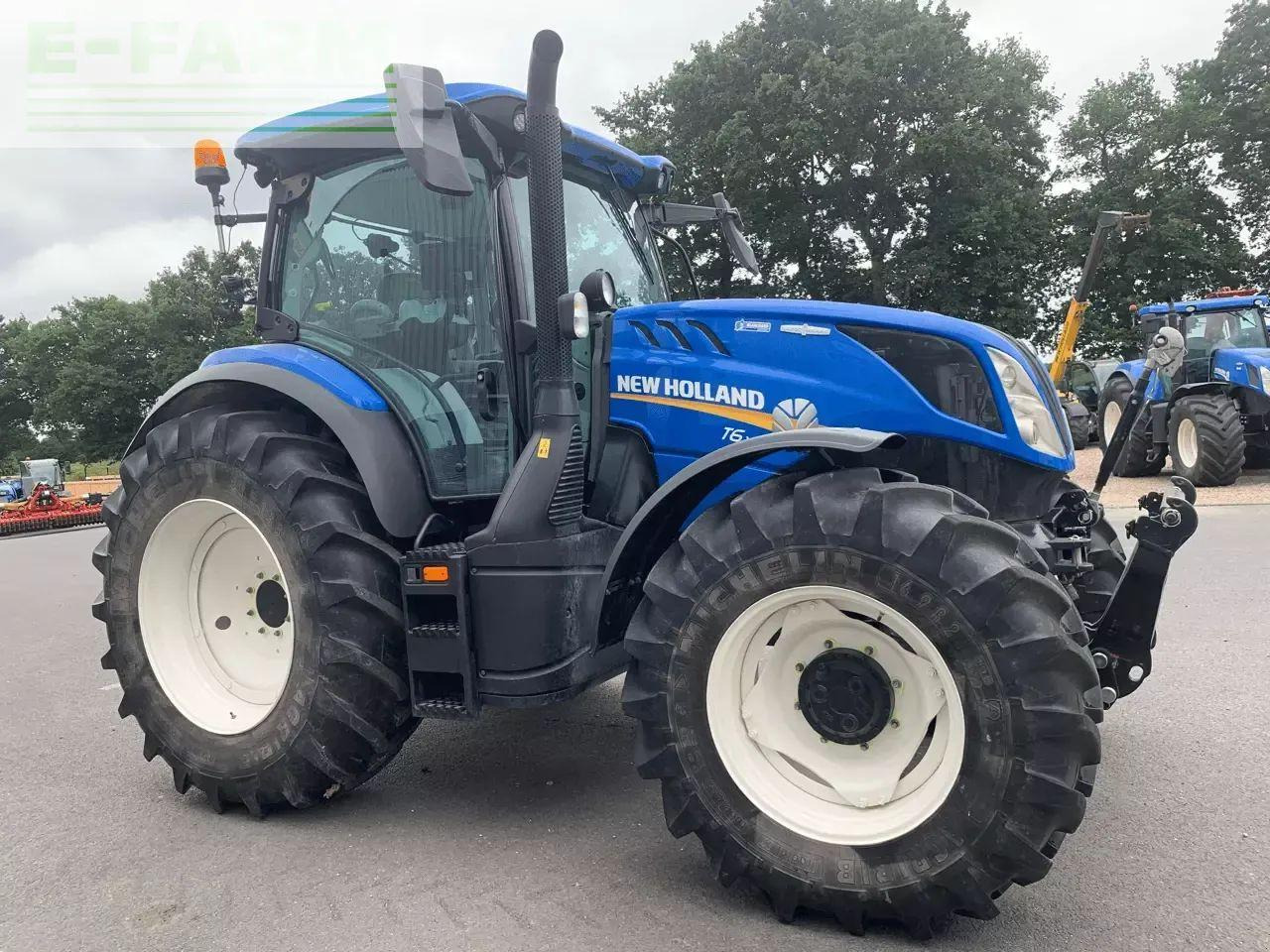 Traktori New Holland t6.165 autocommand t4b: kuva Traktori New Holland t6.165 autocommand t4b