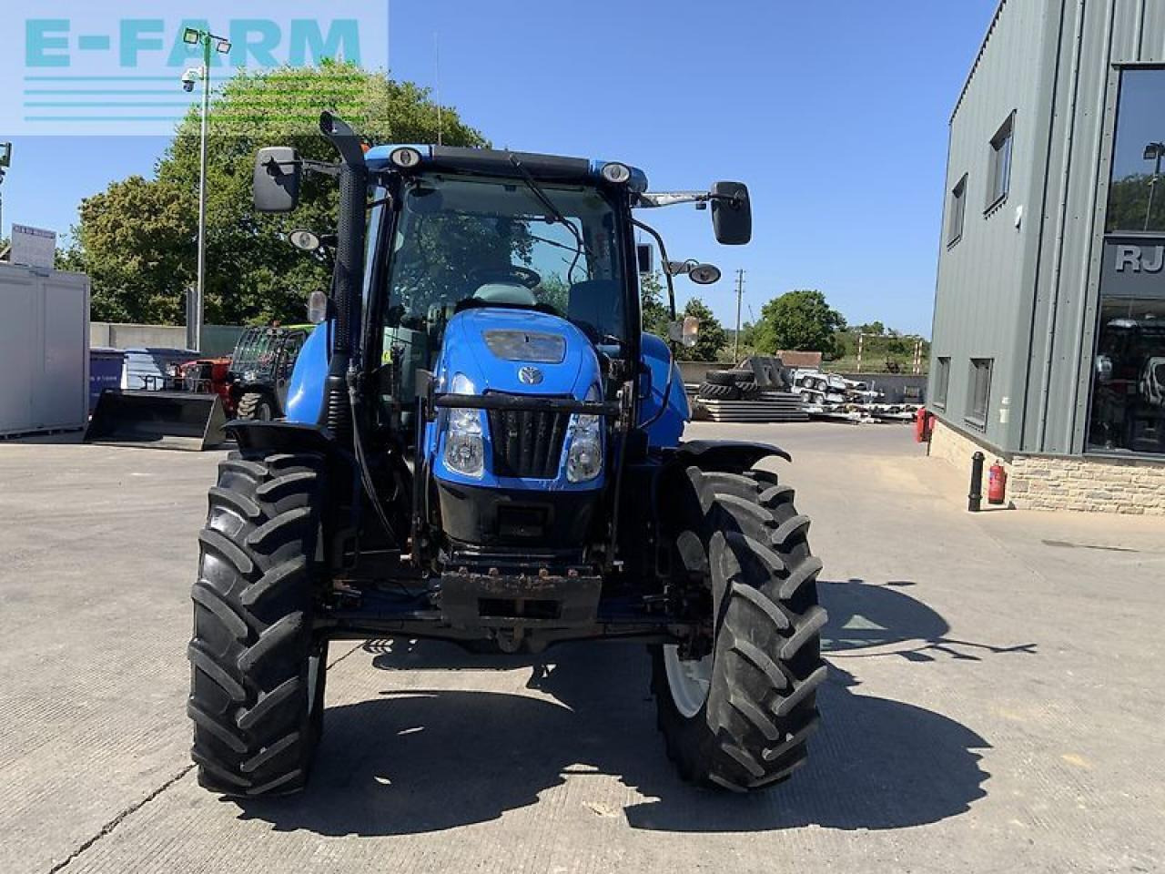 New Holland t6.165 tractor (st23395) - Traktori: kuva New Holland t6.165 tractor (st23395) - Traktori New Holland t6.165 tractor (st23395) - Traktori: kuva New Holland t6.165 tractor (st23395) - Traktori