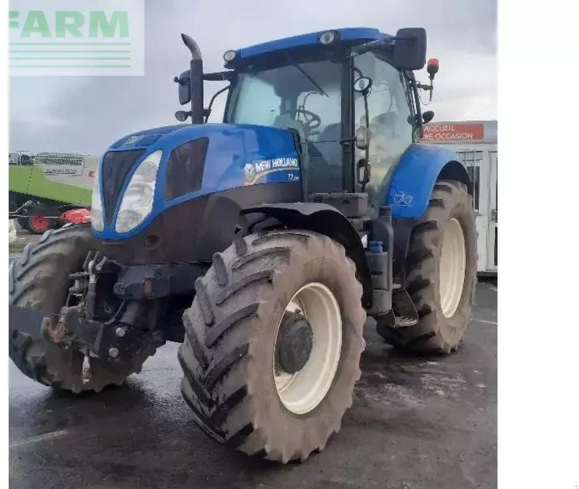 New Holland t7.200 r c clas. - Traktori: kuva New Holland t7.200 r c clas. - Traktori New Holland t7.200 r c clas. - Traktori: kuva New Holland t7.200 r c clas. - Traktori