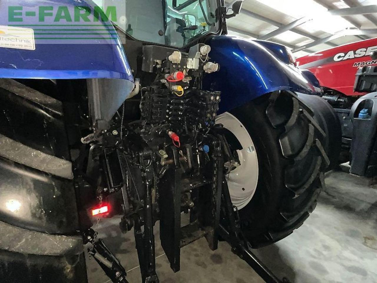 New Holland t7.210 - Traktori: kuva New Holland t7.210 - Traktori New Holland t7.210 - Traktori: kuva New Holland t7.210 - Traktori
