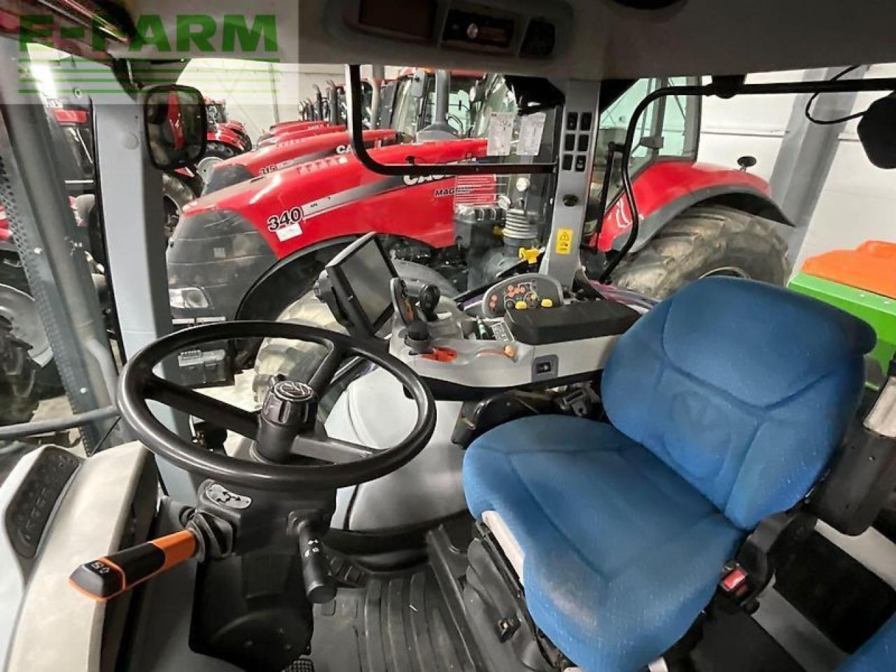 New Holland t7.210 - Traktori: kuva New Holland t7.210 - Traktori New Holland t7.210 - Traktori: kuva New Holland t7.210 - Traktori