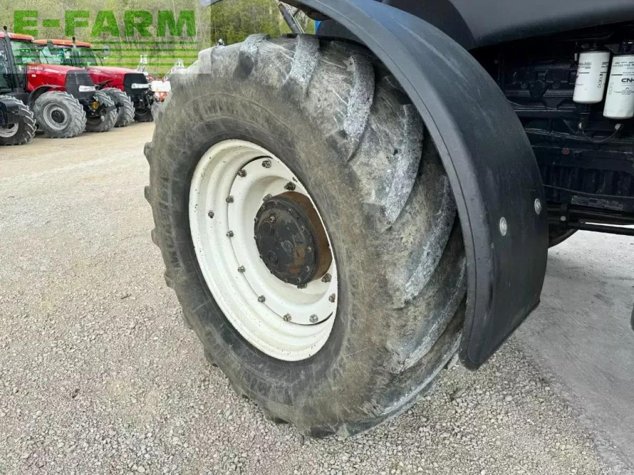 New Holland t7. 210 sw pc t4 - Traktori: kuva New Holland t7. 210 sw pc t4 - Traktori New Holland t7. 210 sw pc t4 - Traktori: kuva New Holland t7. 210 sw pc t4 - Traktori