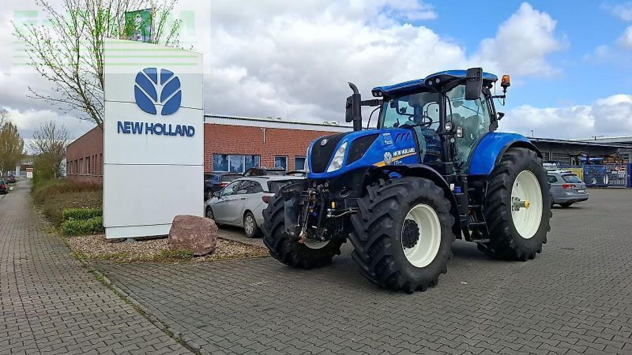 New Holland t7.230 ac - Traktori: kuva New Holland t7.230 ac - Traktori New Holland t7.230 ac - Traktori: kuva New Holland t7.230 ac - Traktori