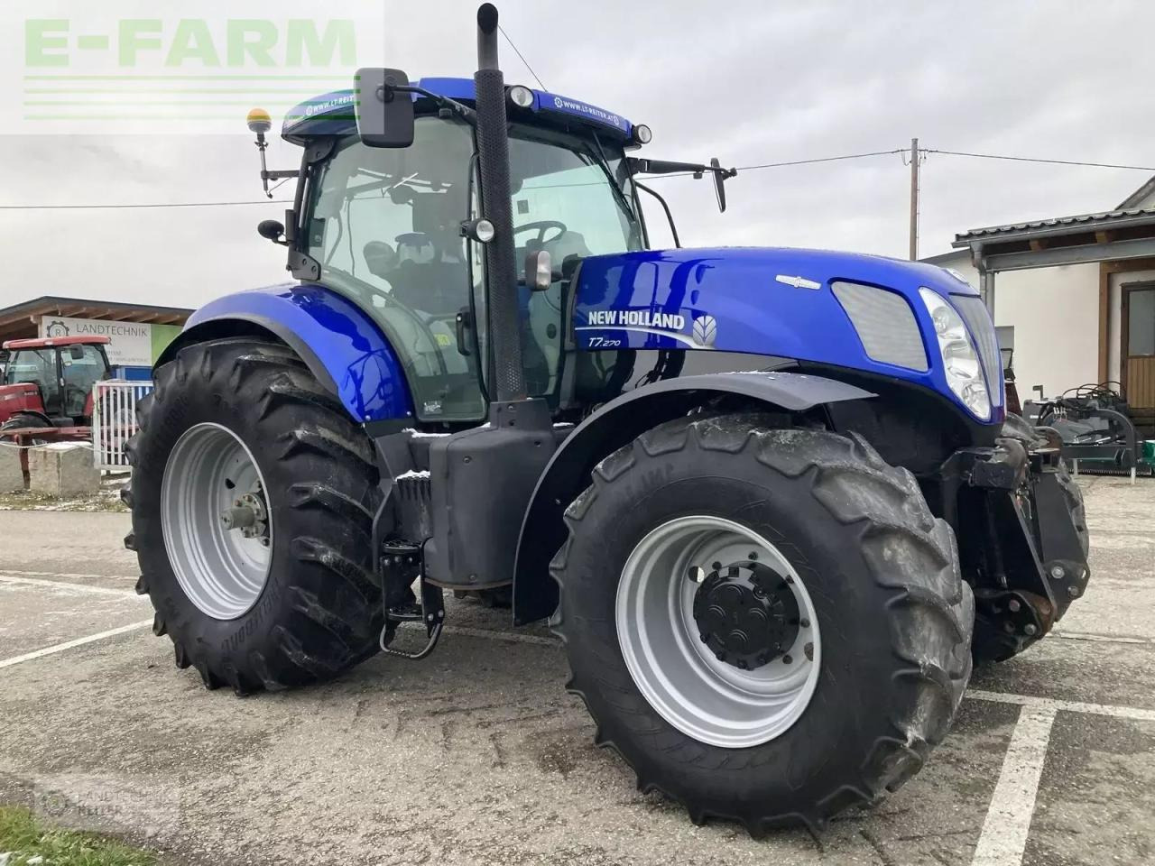 New Holland t7.270 auto command bluepower - Traktori: kuva New Holland t7.270 auto command bluepower - Traktori New Holland t7.270 auto command bluepower - Traktori: kuva New Holland t7.270 auto command bluepower - Traktori