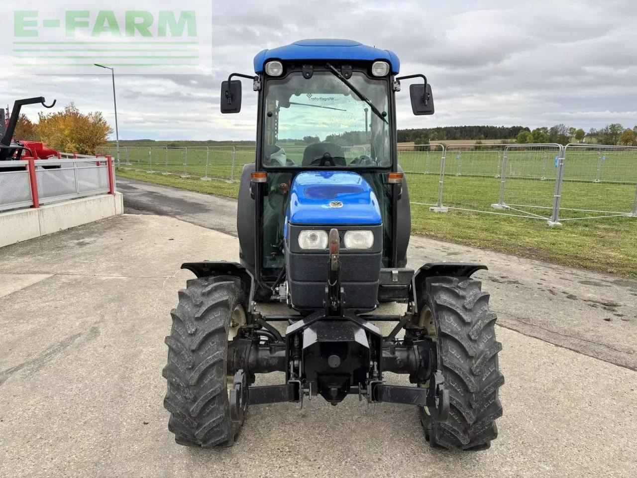 New Holland tn 85 fa dt supersteer - Traktori: kuva New Holland tn 85 fa dt supersteer - Traktori New Holland tn 85 fa dt supersteer - Traktori: kuva New Holland tn 85 fa dt supersteer - Traktori