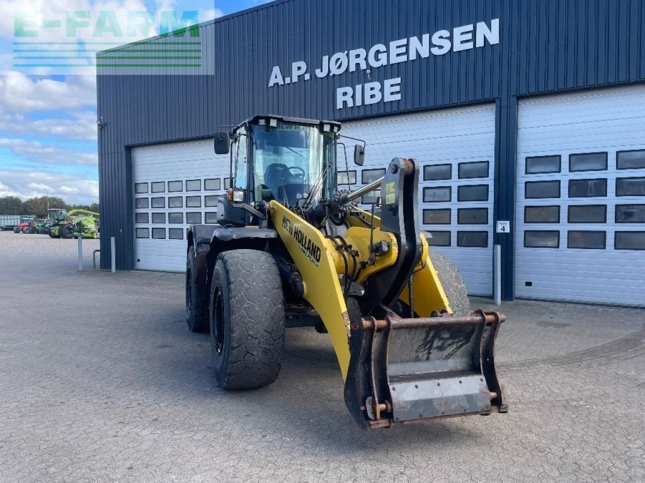 New Holland w 190 - Minikuormaaja: kuva New Holland w 190 - Minikuormaaja New Holland w 190 - Minikuormaaja: kuva New Holland w 190 - Minikuormaaja