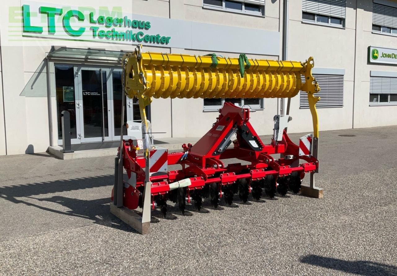 Pöttinger Fox 300D - Lautasäes: kuva Pöttinger Fox 300D - Lautasäes Pöttinger Fox 300D - Lautasäes: kuva Pöttinger Fox 300D - Lautasäes