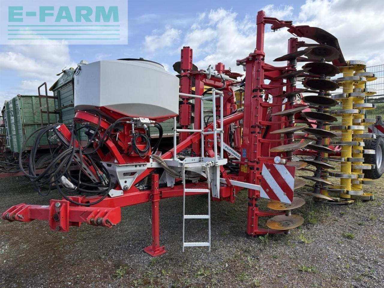 Pöttinger terradisc 5001 - Lautasäes: kuva Pöttinger terradisc 5001 - Lautasäes Pöttinger terradisc 5001 - Lautasäes: kuva Pöttinger terradisc 5001 - Lautasäes