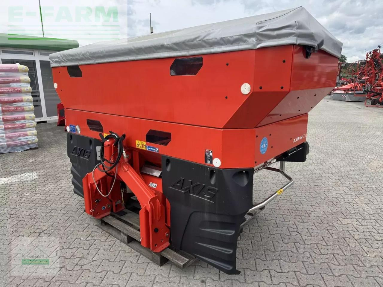 Rauch m 30.2 emc+w isobus - Lannoitteenlevitin: kuva Rauch m 30.2 emc+w isobus - Lannoitteenlevitin Rauch m 30.2 emc+w isobus - Lannoitteenlevitin: kuva Rauch m 30.2 emc+w isobus - Lannoitteenlevitin