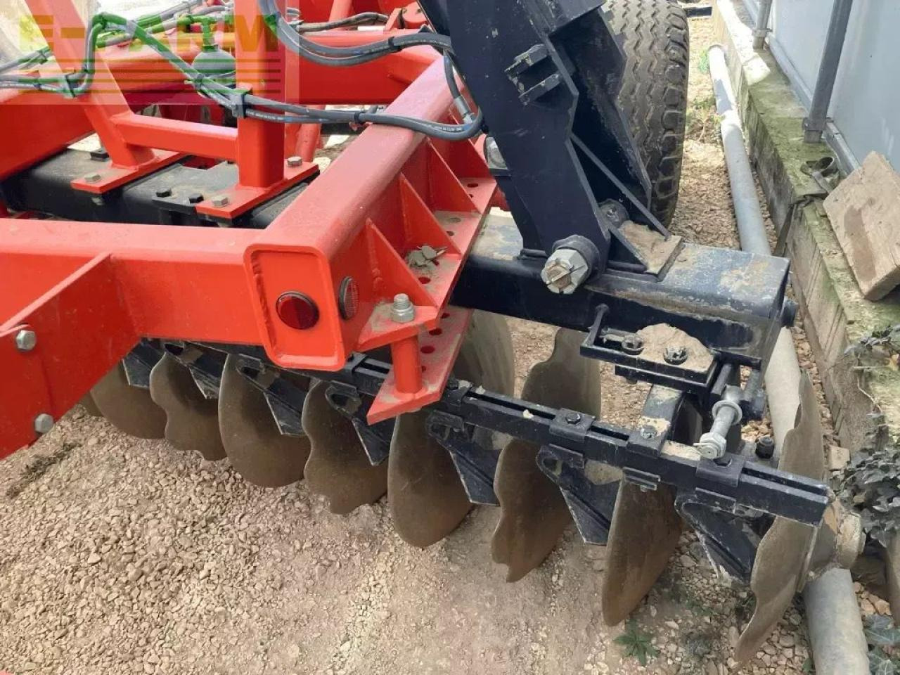 Razol cover-crop cwhr - Lautasäes: kuva Razol cover-crop cwhr - Lautasäes Razol cover-crop cwhr - Lautasäes: kuva Razol cover-crop cwhr - Lautasäes