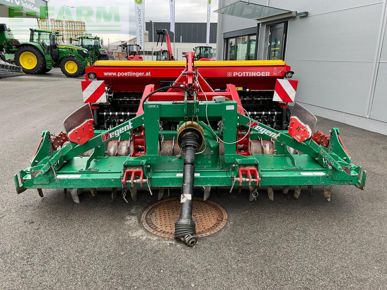 Regent Orbit- M 3000 und Vitasem 300 Drillmaschine - Maanmuokkauskone: kuva Regent Orbit- M 3000 und Vitasem 300 Drillmaschine - Maanmuokkauskone Regent Orbit- M 3000 und Vitasem 300 Drillmaschine - Maanmuokkauskone: kuva Regent Orbit- M 3000 und Vitasem 300 Drillmaschine - Maanmuokkauskone