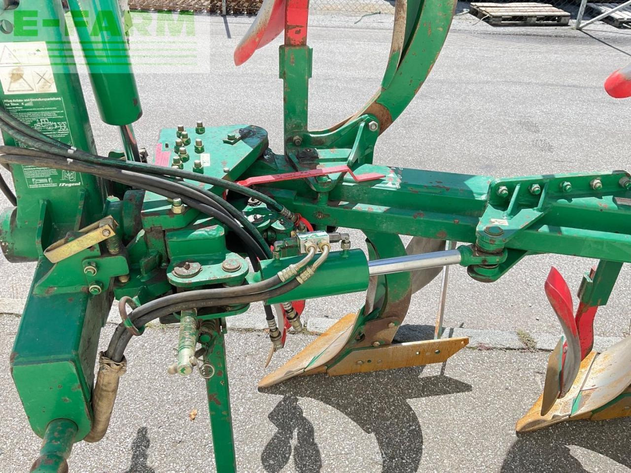 Regent Titan 140 CX - 4sch. - Aura: kuva Regent Titan 140 CX - 4sch. - Aura Regent Titan 140 CX - 4sch. - Aura: kuva Regent Titan 140 CX - 4sch. - Aura