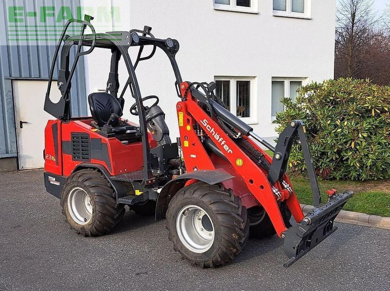 Schäffer 23 e - Minikuormaaja: kuva Schäffer 23 e - Minikuormaaja Schäffer 23 e - Minikuormaaja: kuva Schäffer 23 e - Minikuormaaja